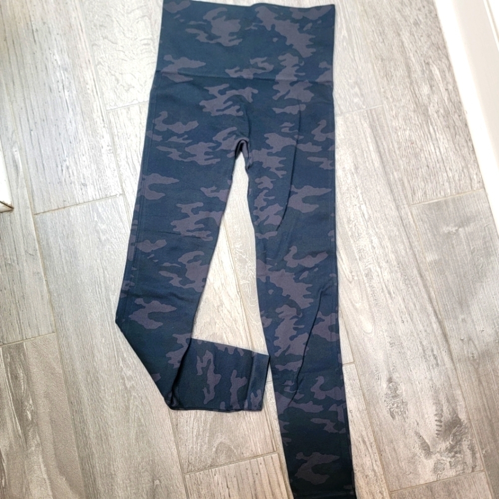 SpanxSeamless Camo Leggings S